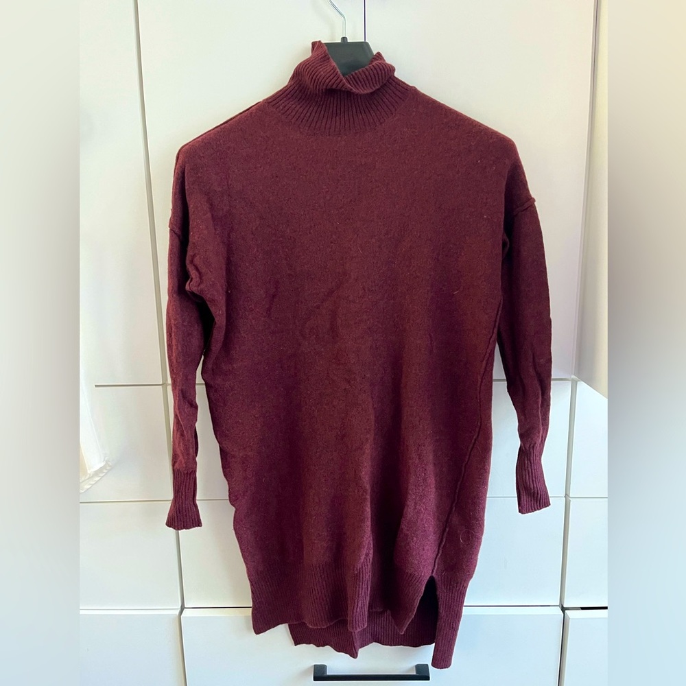 Oak & Fort burgundy knit tunic